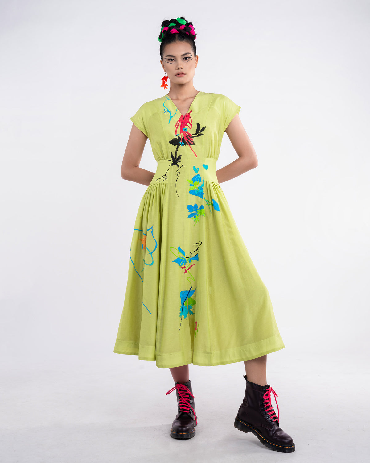Freshness - Đầm Midi Xanh Bơ Cổ V