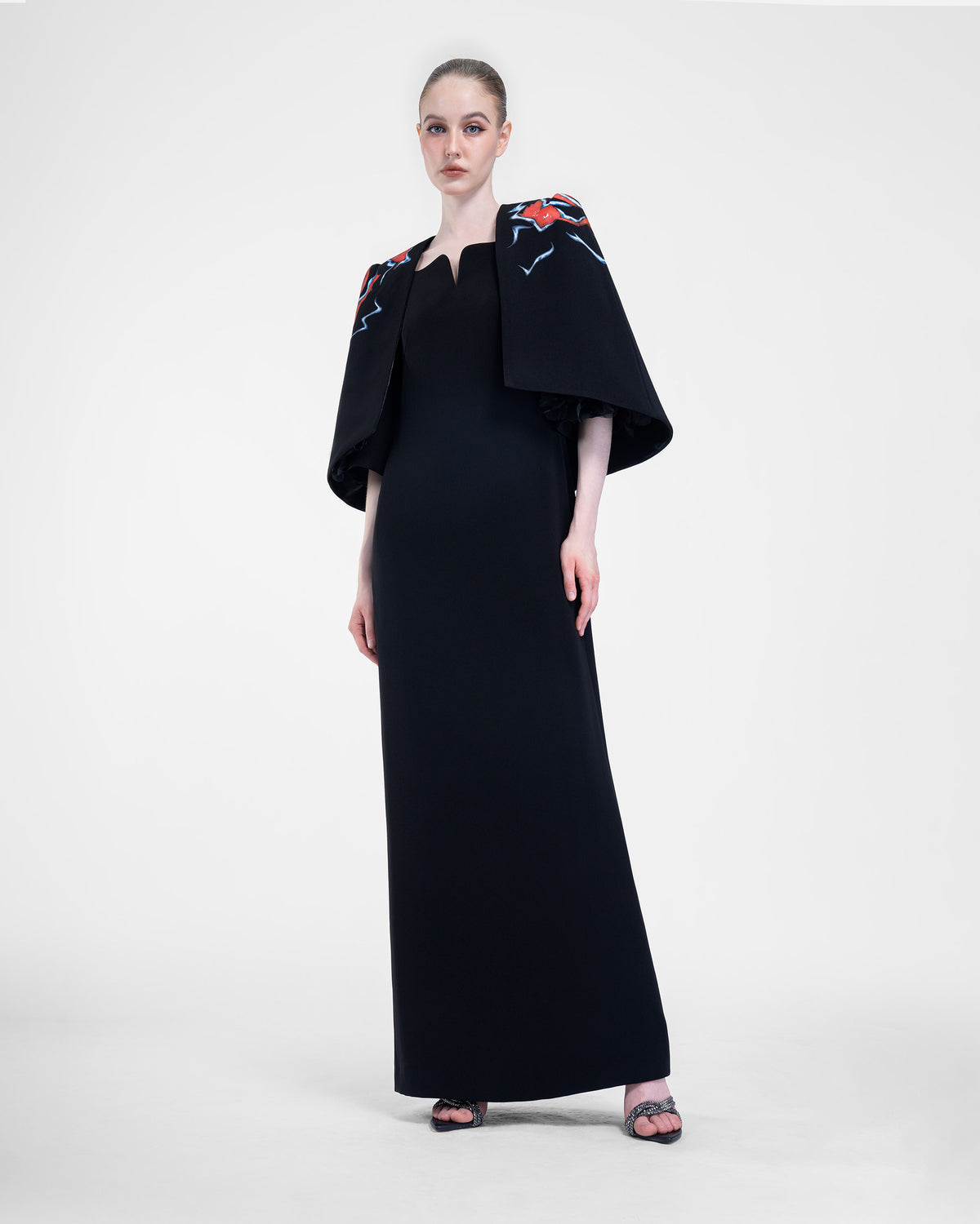 Sự Phản Chiếu - Áo Choàng Cape Đen