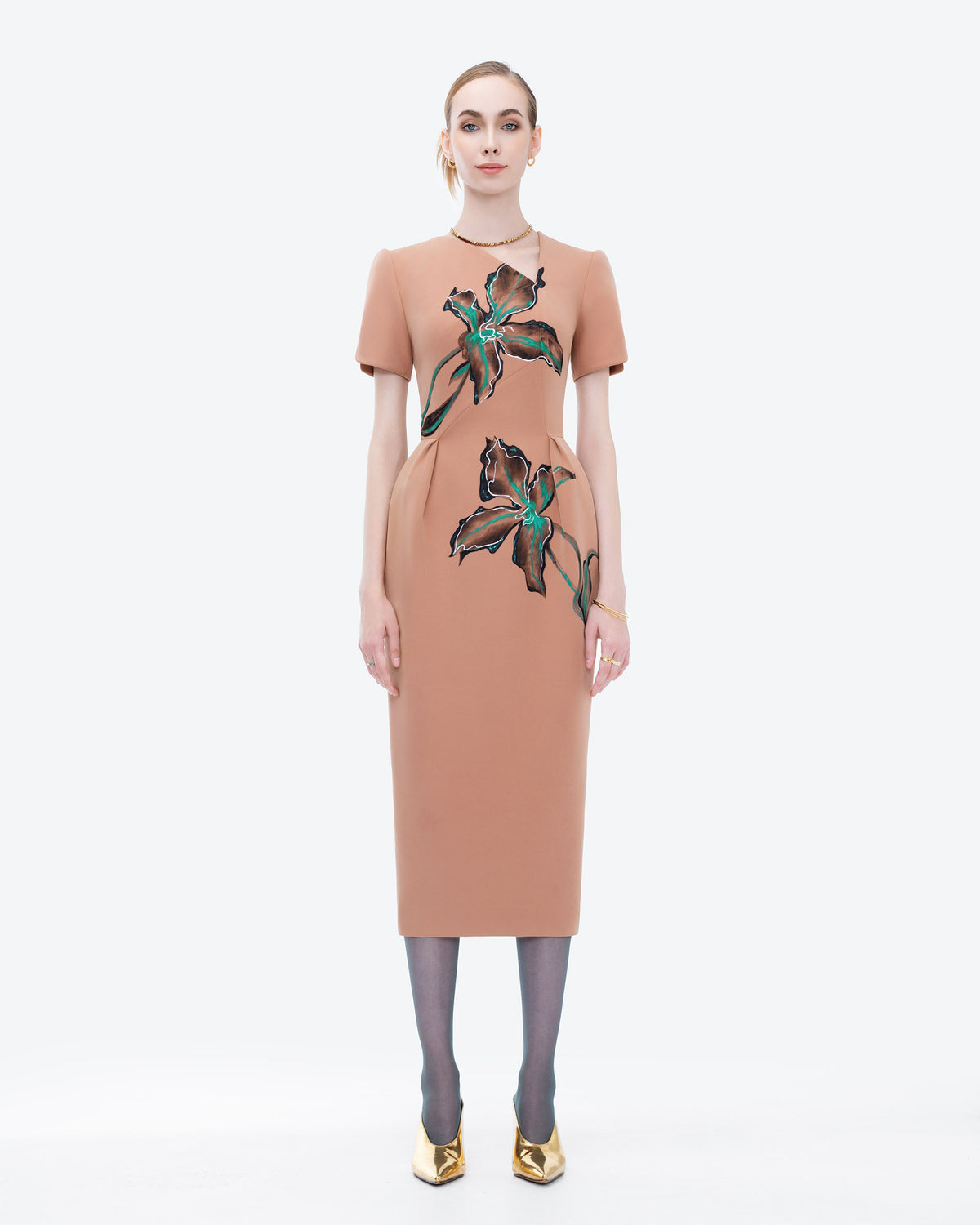 Embrace The Silence - Đầm Pegged Màu Beige
