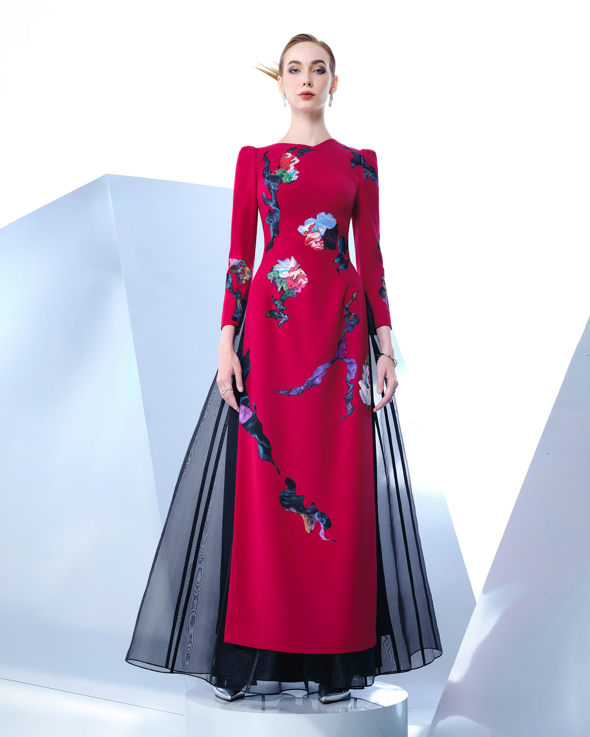 Mystic Blossoms- Áo Dài Đương Đại Đỏ Vivid Burgundy