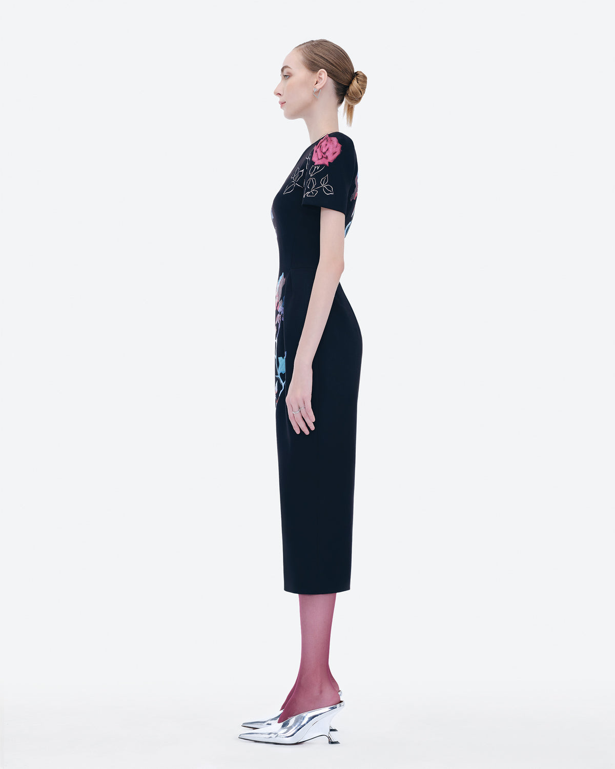 Sự Phản Chiếu - Đầm Pegged Đen
