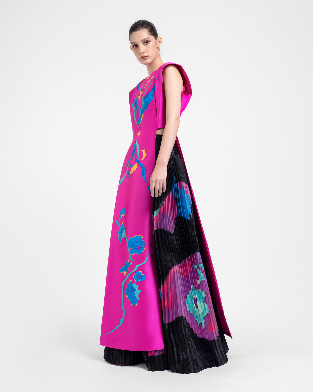 Mountain Flower - Voluminous Pleated Maxi Black Skirt