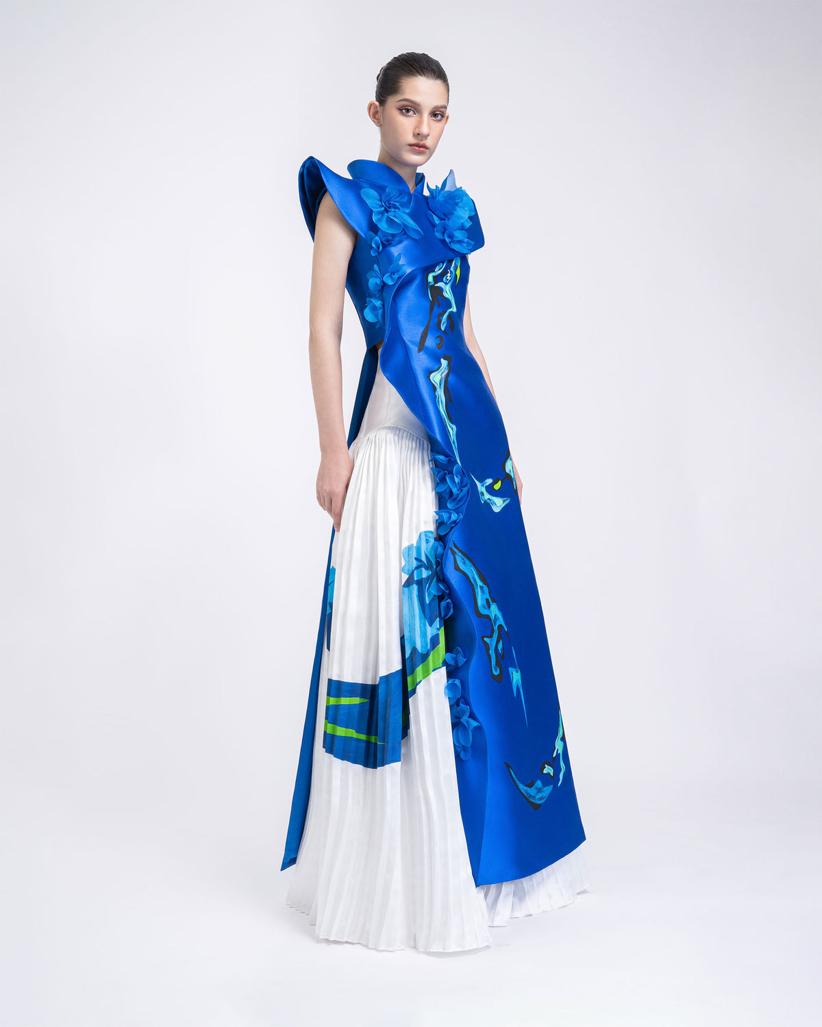Blue Eden - Pleated White Maxi Skirt