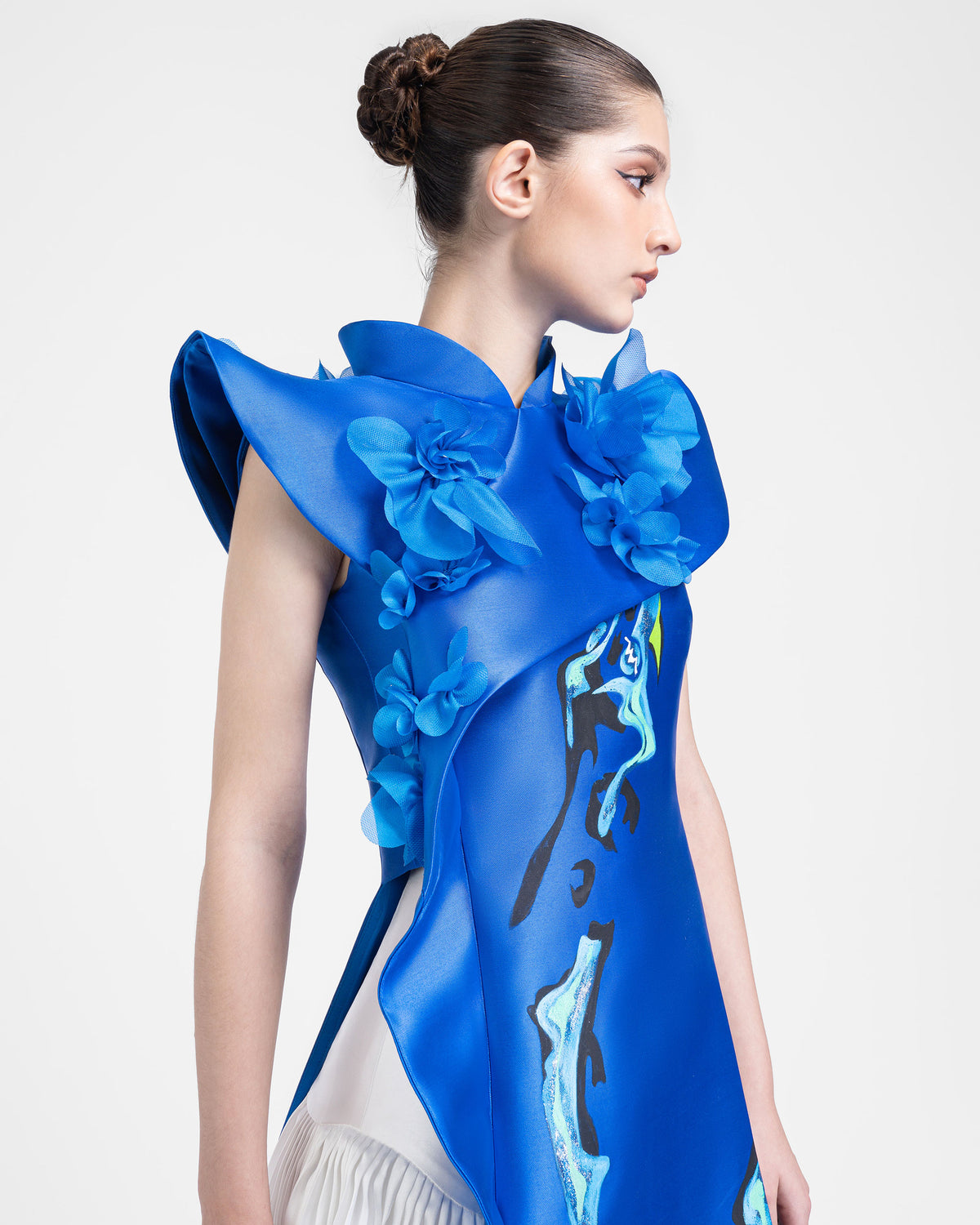 Blue Eden - Structured Shoulder Orchid Blue Aodai