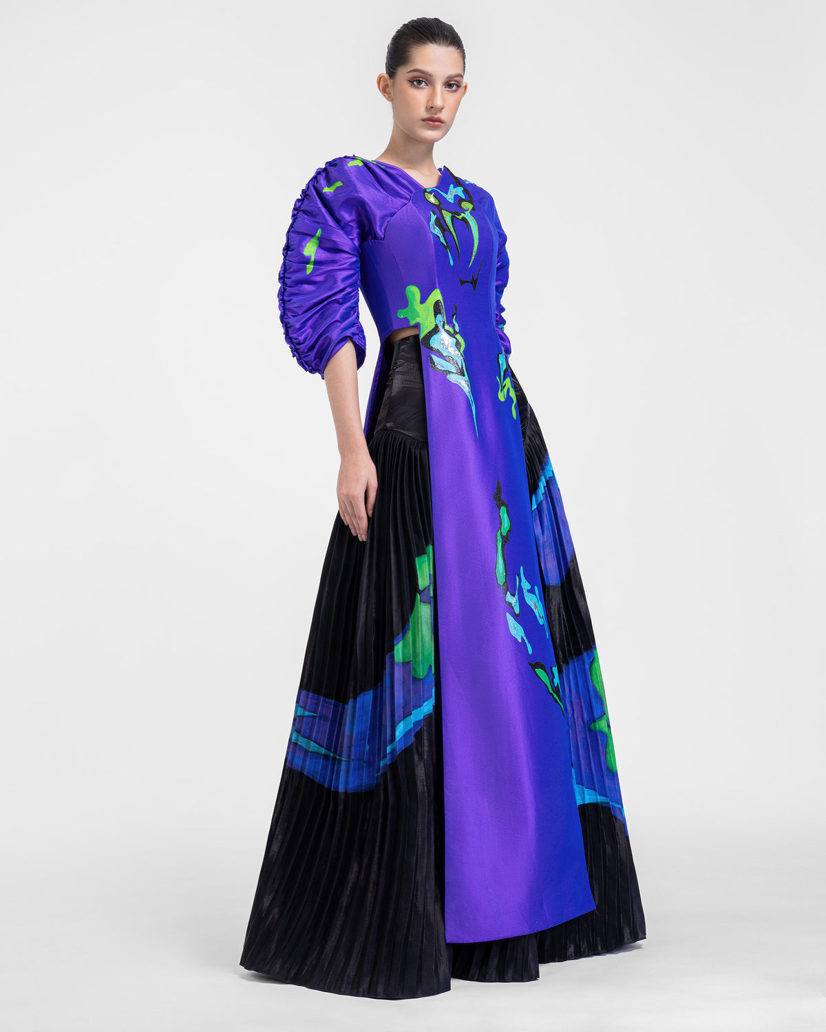 Dream in Vein - Voluminous Sleeves Royal Indigo Aodai
