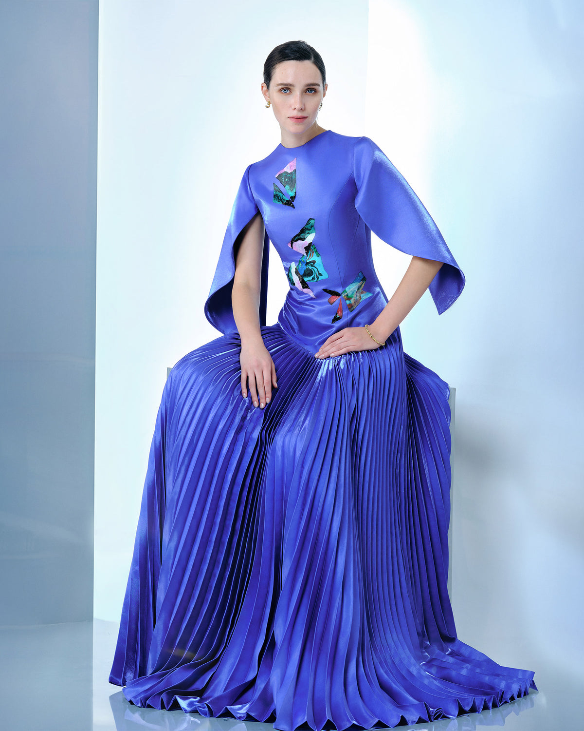 Fancy Flow - Đầm Tiệc Xanh Sapphia Tay Cape