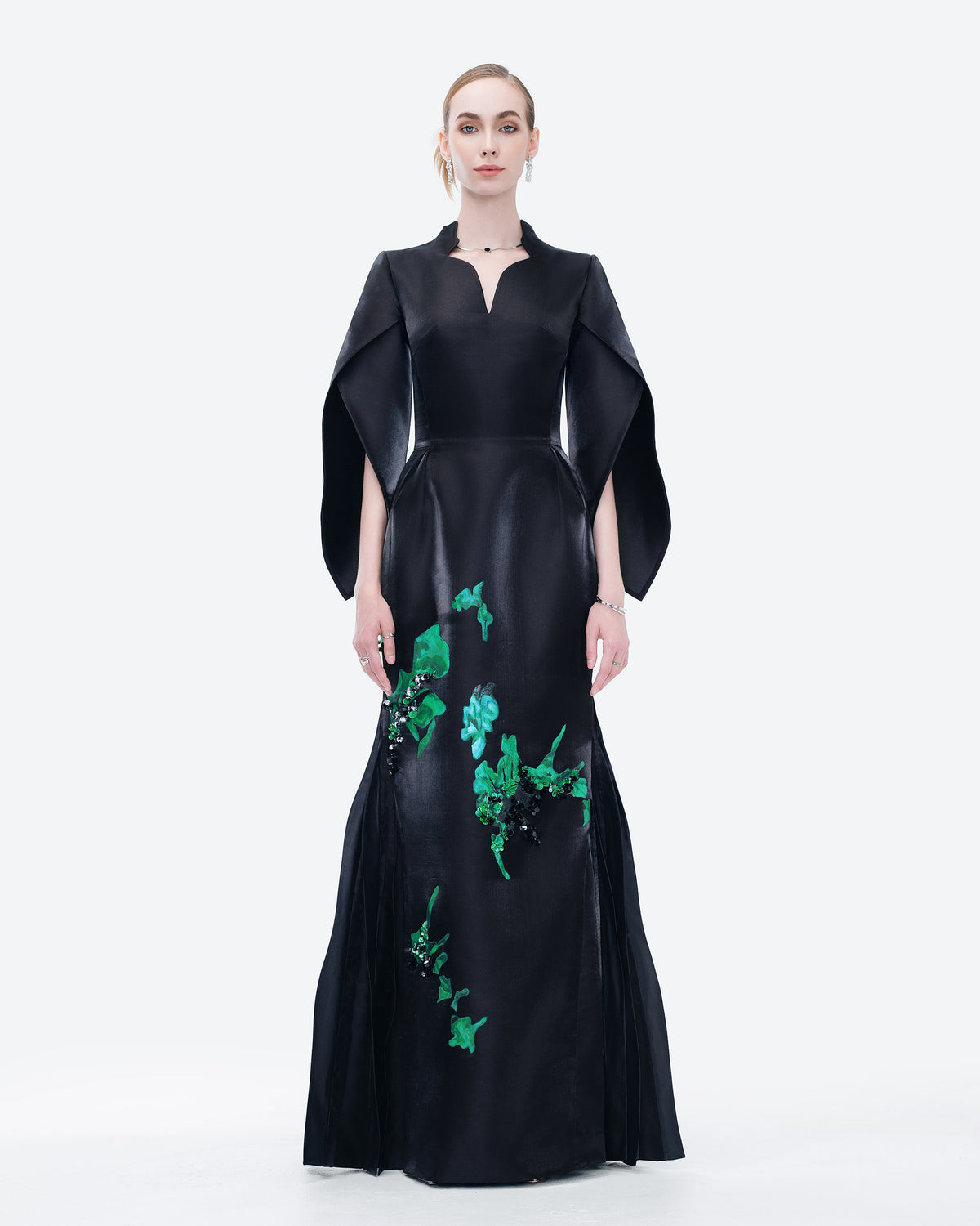 Lily Nior - Đầm Tiệc Đen Cấu Trúc