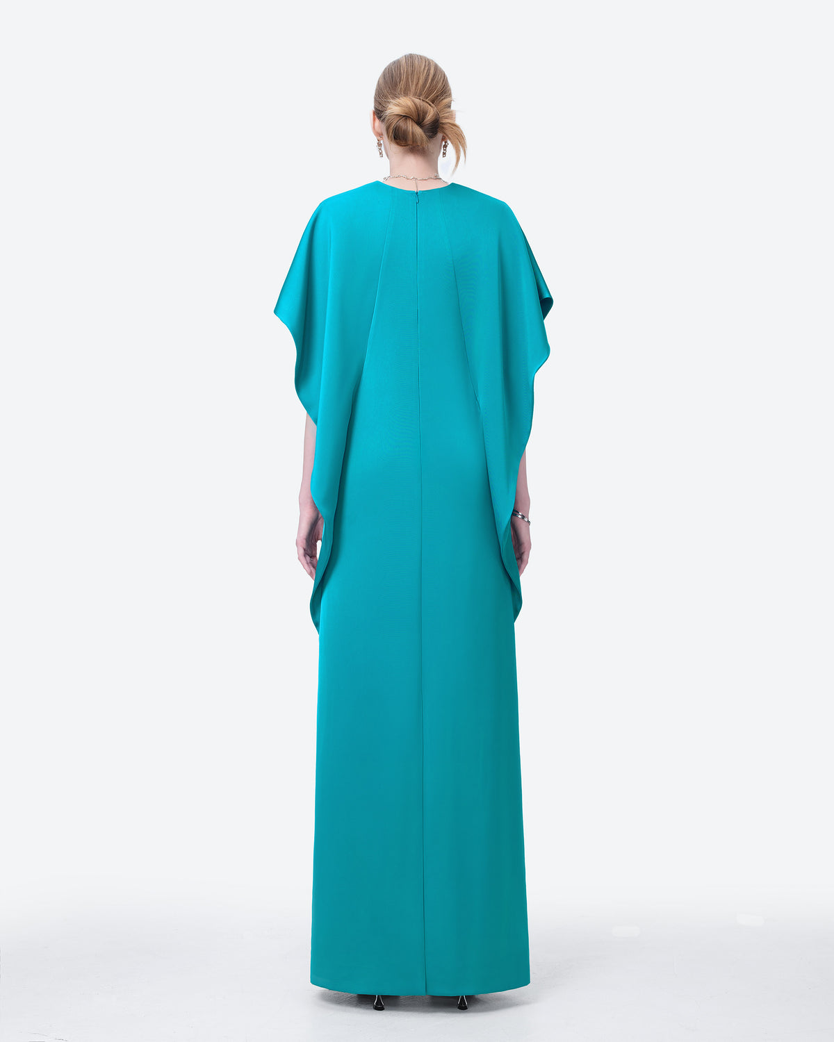 Poppy Of Himalayan - Đầm Maxi Xanh Tay Cape