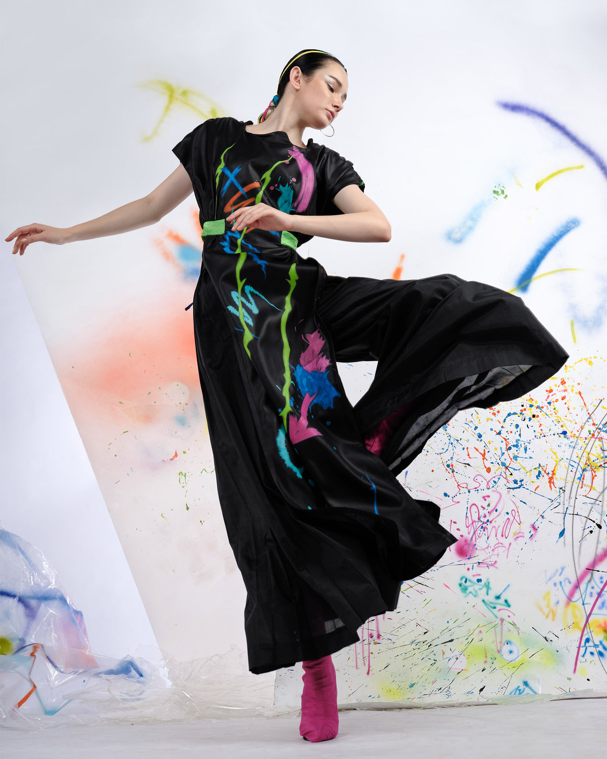 Brilliant Scratches - Black Gathered Contemporary Aodai