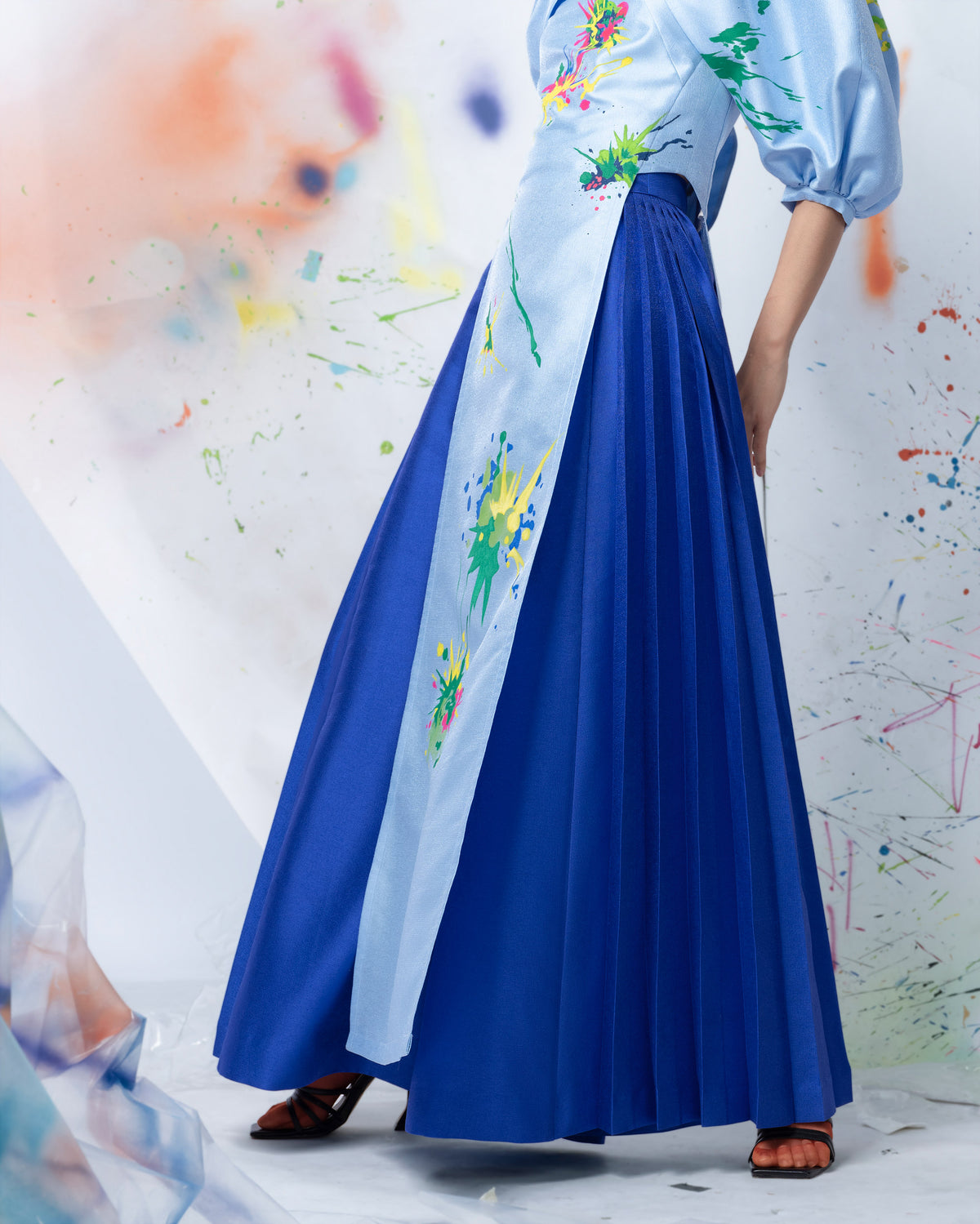 Pleated Panel Wide-leg Trousers