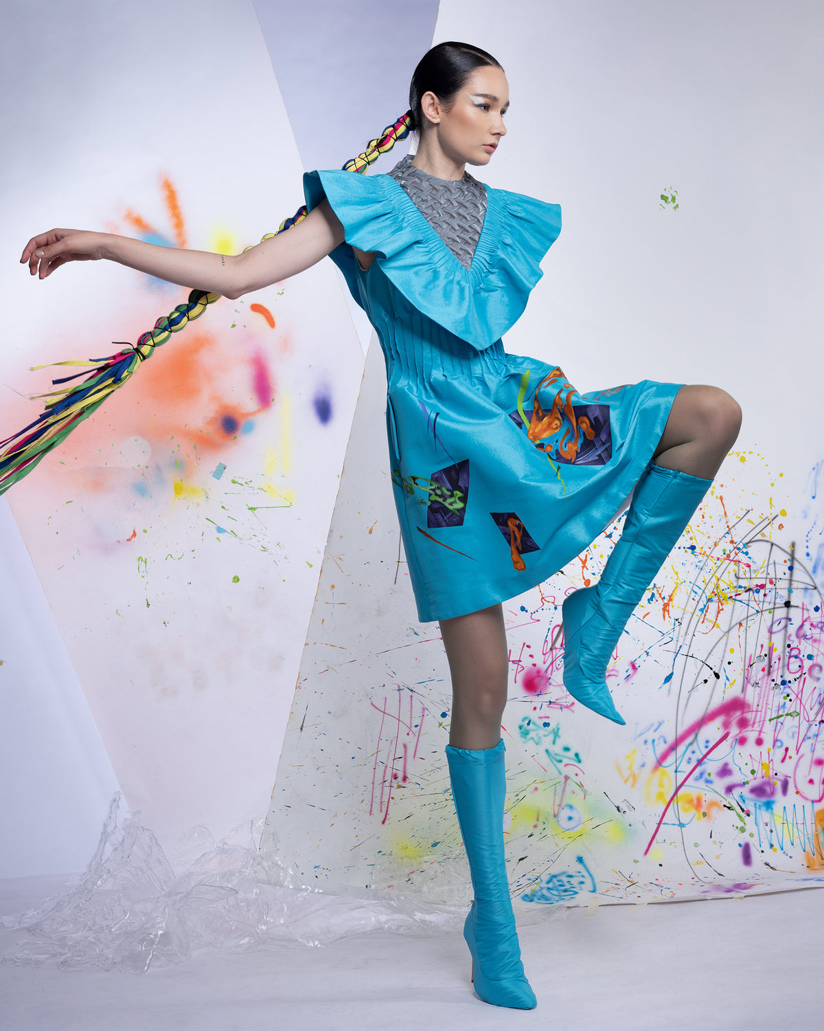 Đa Vũ Trụ - Đầm Skater Vai Cấu Trúc