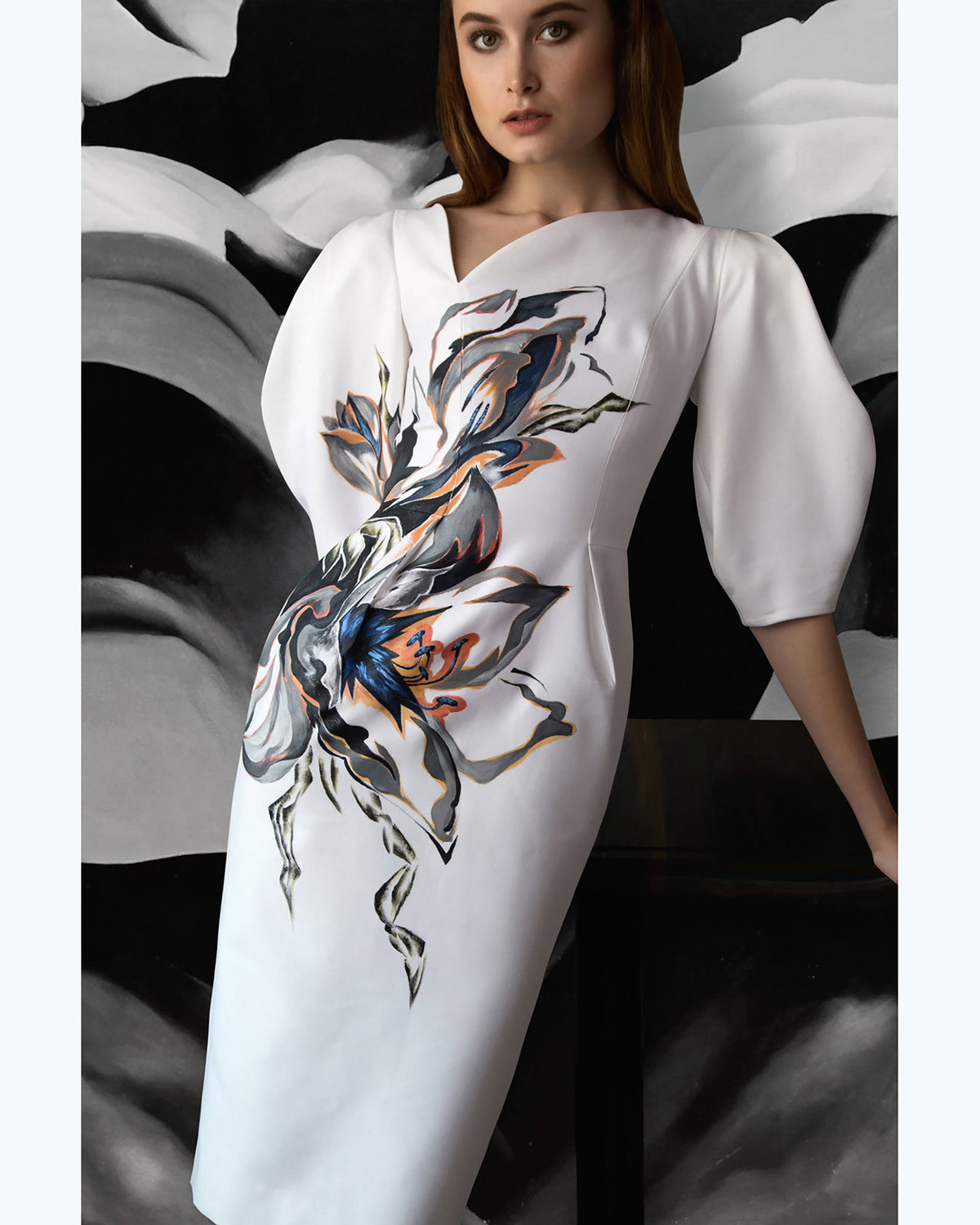 Amaryllis Blooming - Voluminous Sleeves Pegged Dress