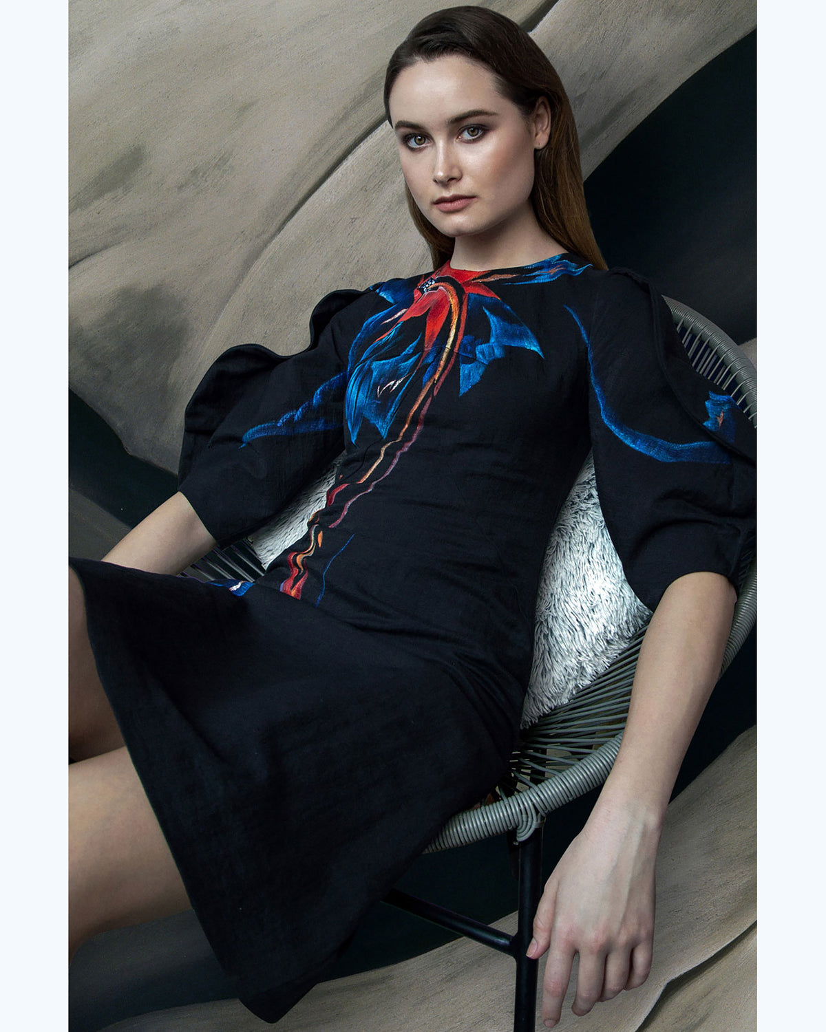 Amaryllis-painted Voluminous Sleeve Mini Dress