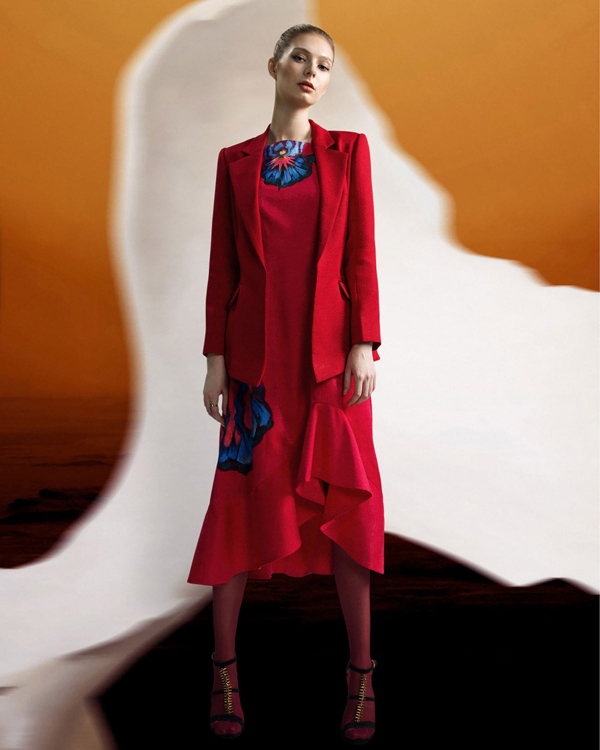 Sculpted Edge – Tailored Power Blazer