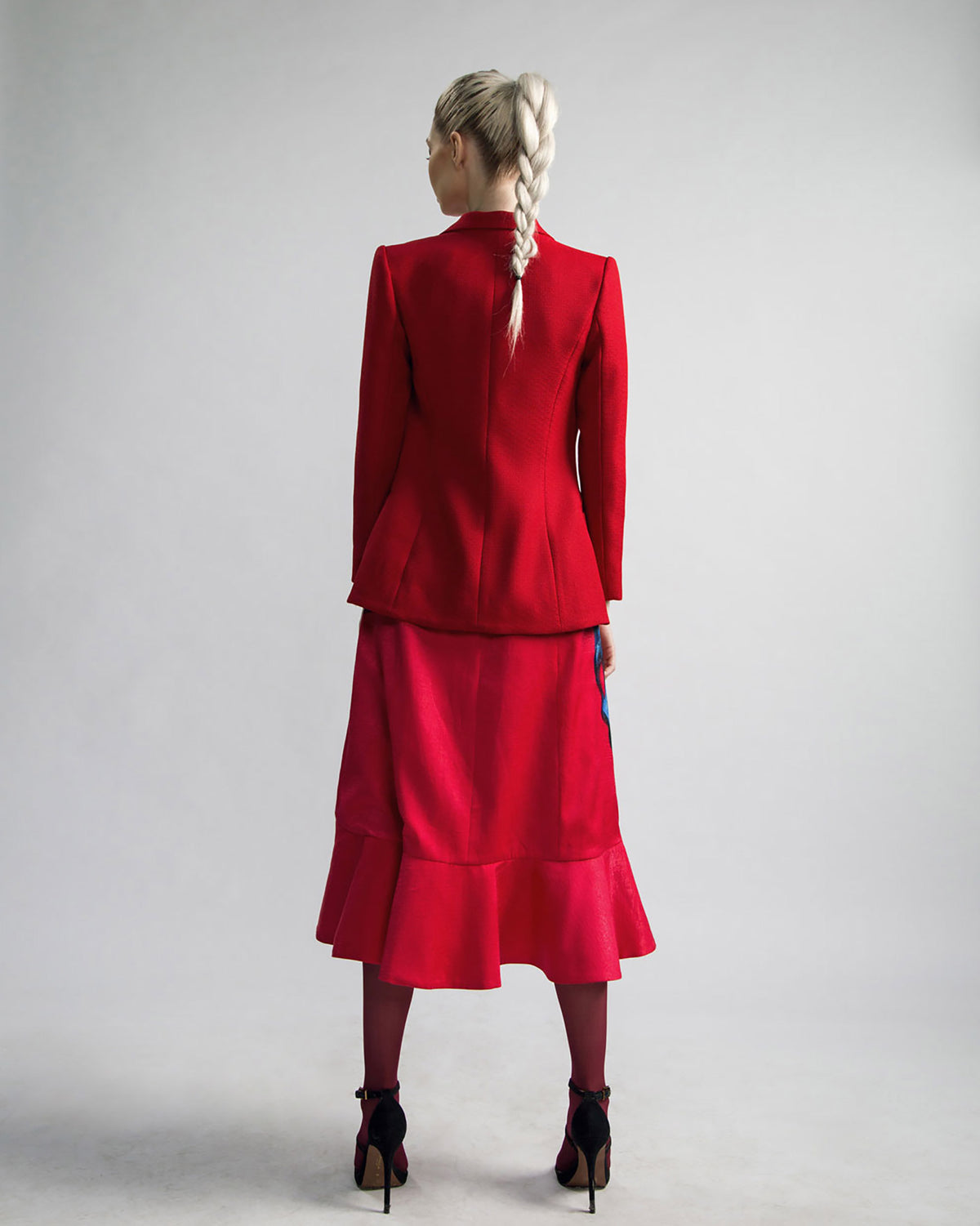 Sculpted Edge – Tailored Power Blazer