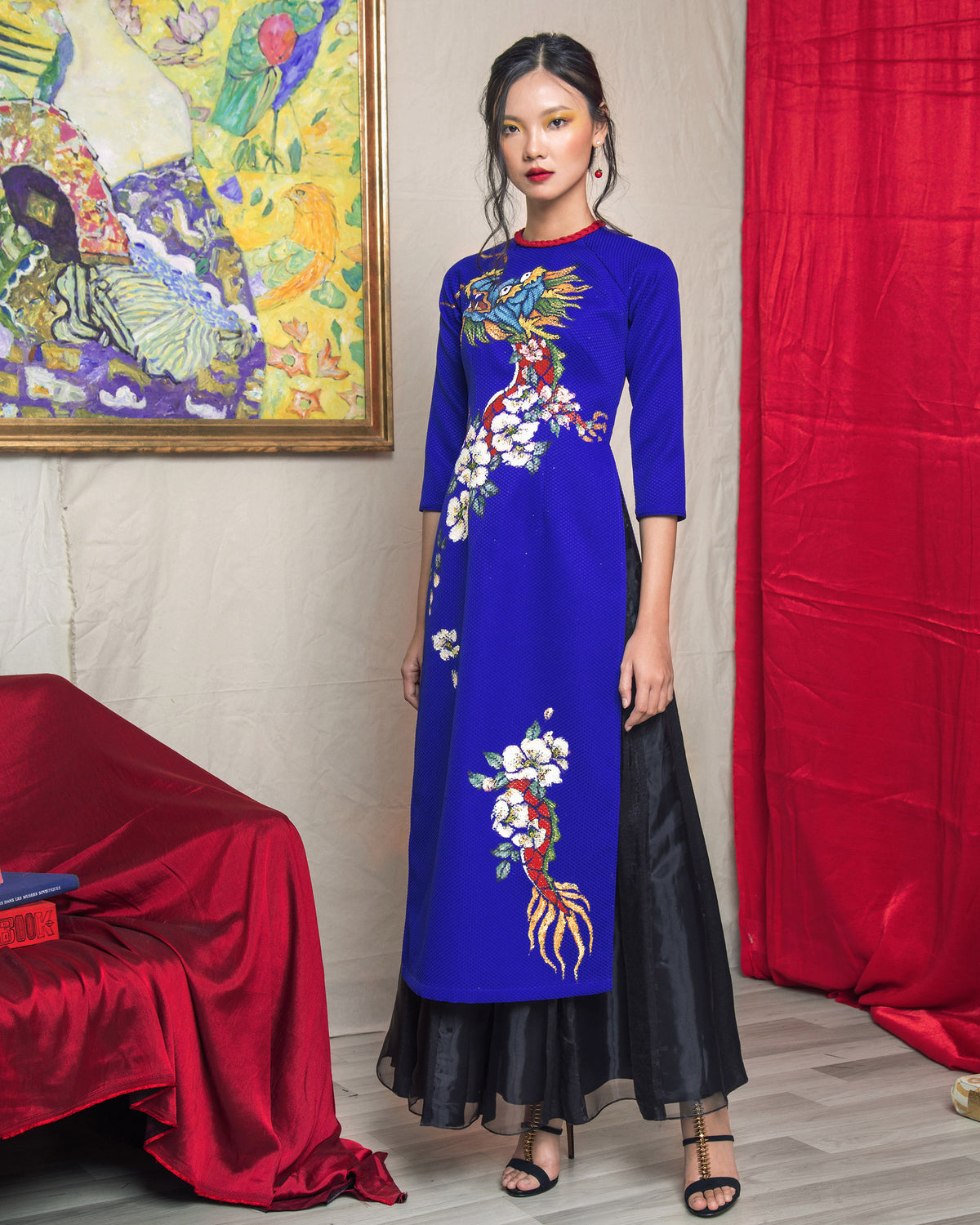 Dragon-painted Traditional Aodai