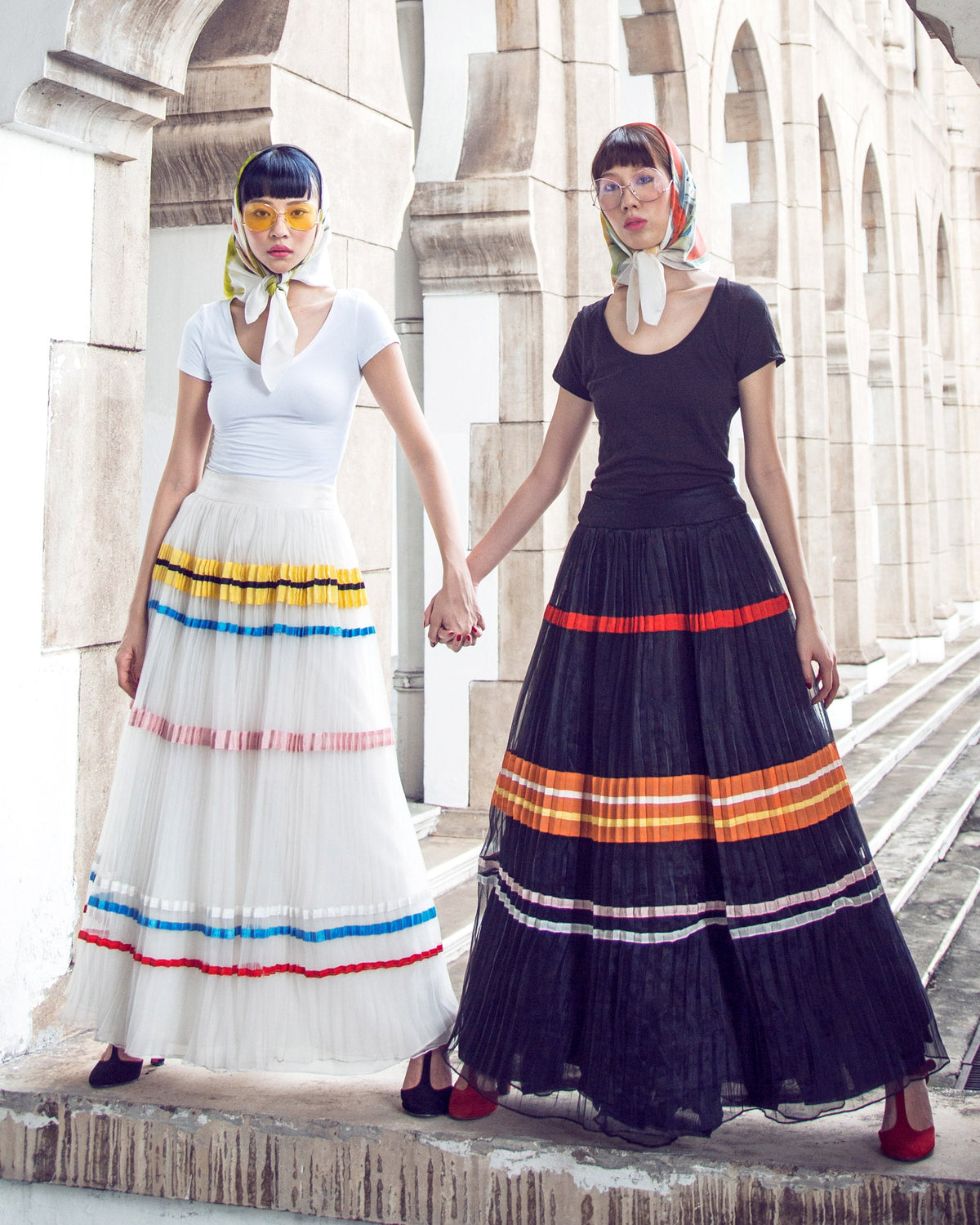 TinyInk-SpringSummer16-black-white-pleated-maxi-skirt