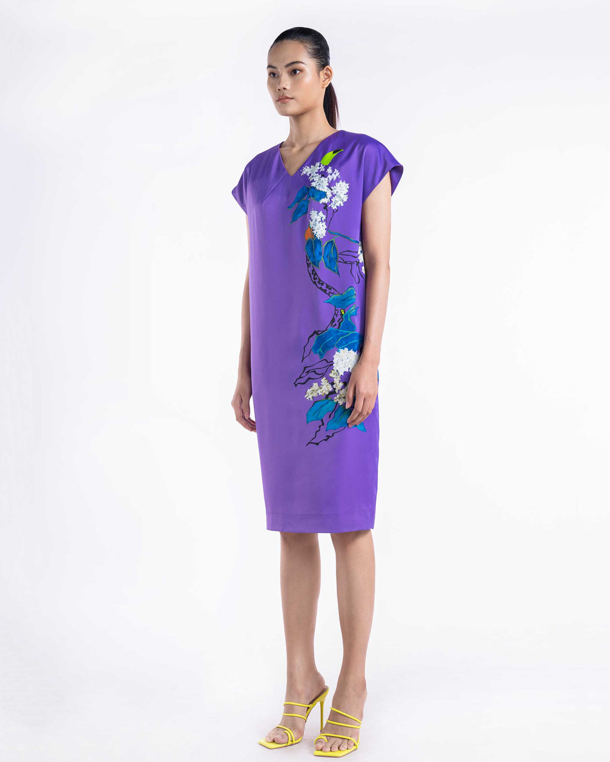 Behind the Lilac Clump - V-neck Purple Cocoon Dress