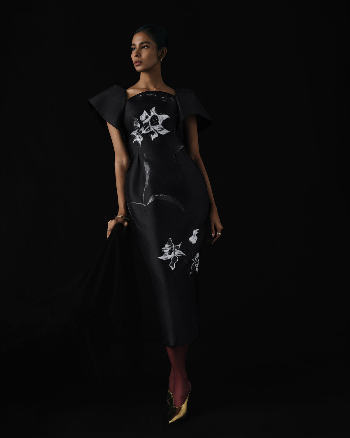 The Twist – Orchid Charcoal Black Pegged Midi Dress