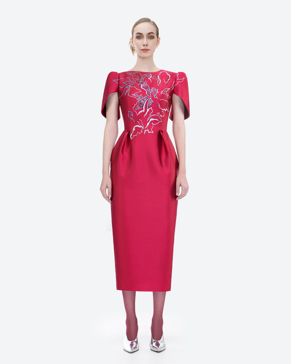 Đỗ Quyên Nở Rộ - Đầm Midi Đỏ Carmine Tay Cape