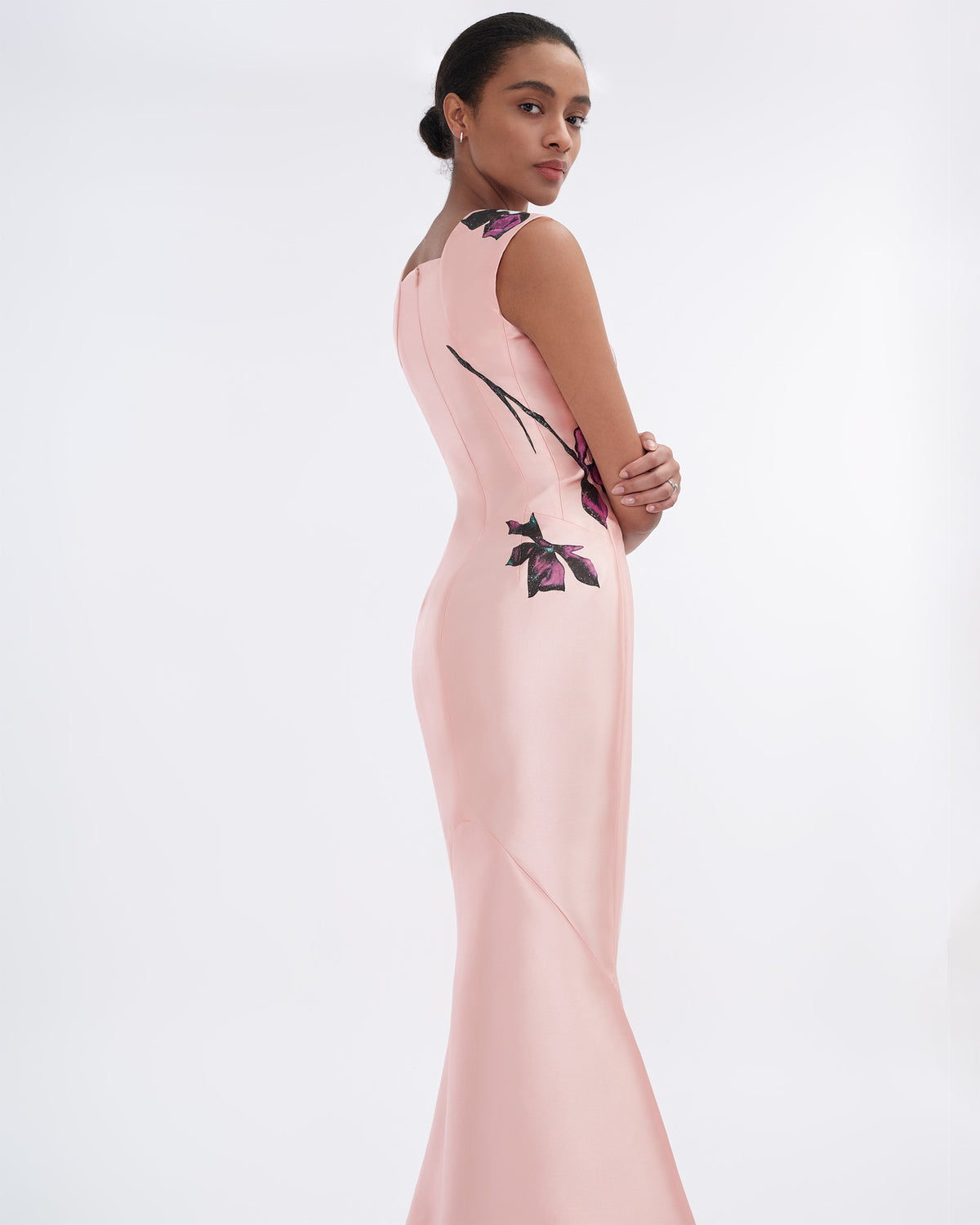 The Afterglow - Sculpted V-Neck Mermaid Dress