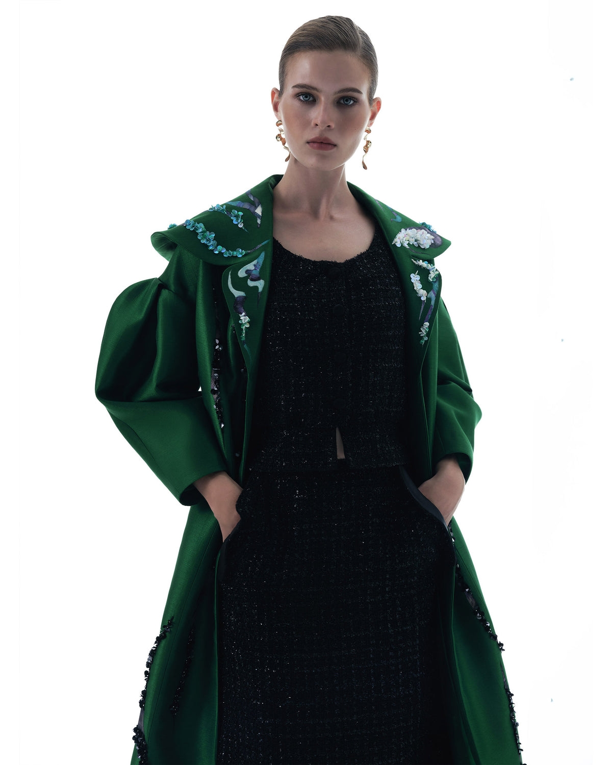 Unfolding Dream – Sculptural Collar Statement Coat