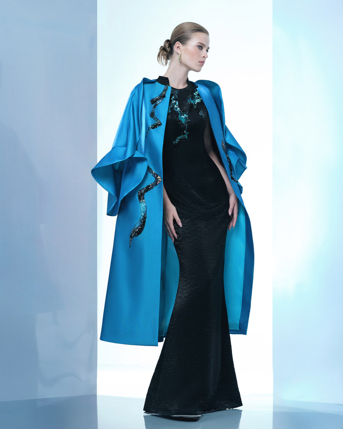 Poppy of The Moon - Oversized Artistic Evening Coat