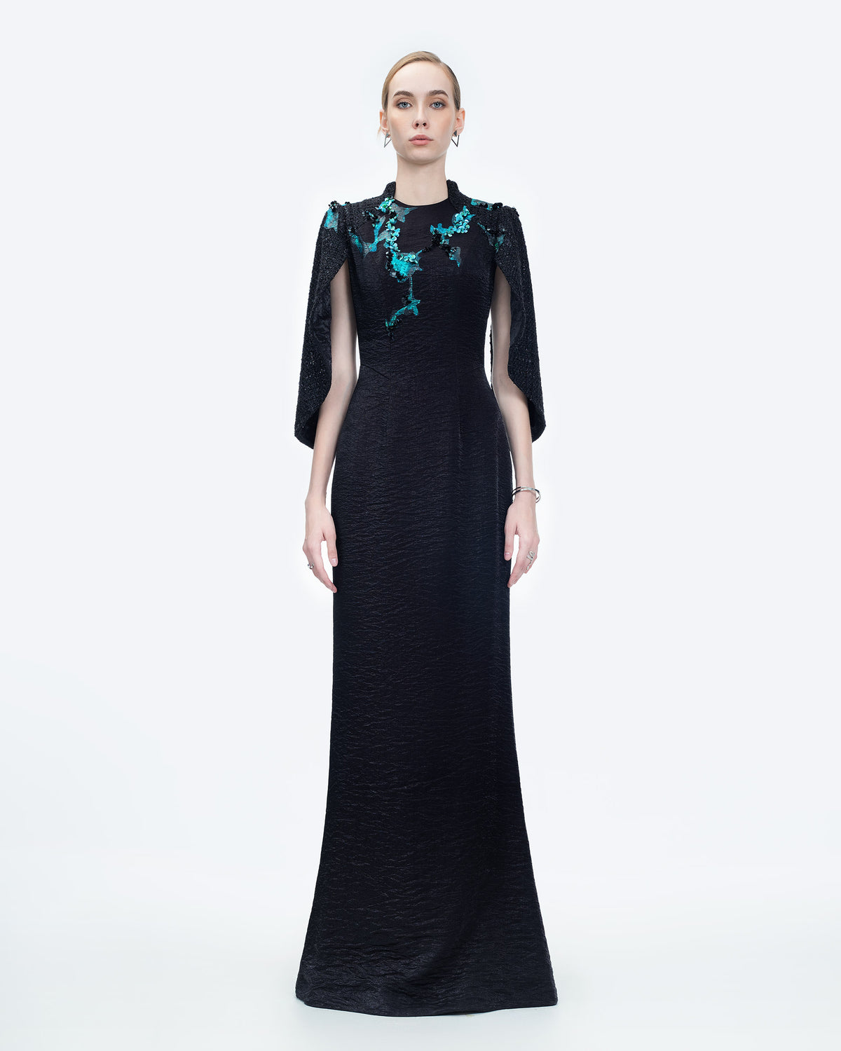 Radiant Night Flame - Sophisticated Black Evening Gown