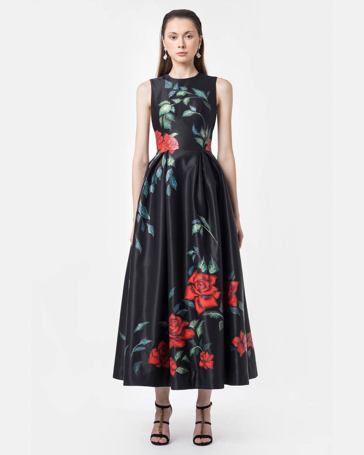 Rose Garden-painted Sleeveless Black Evenning Dress