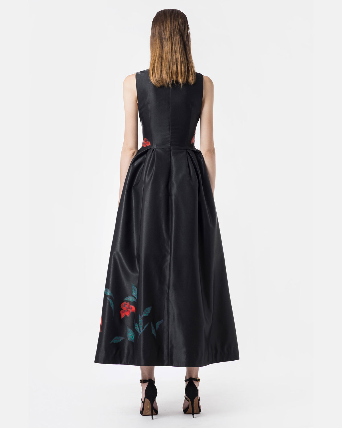 Rose Garden-painted Sleeveless Black Evenning Dress