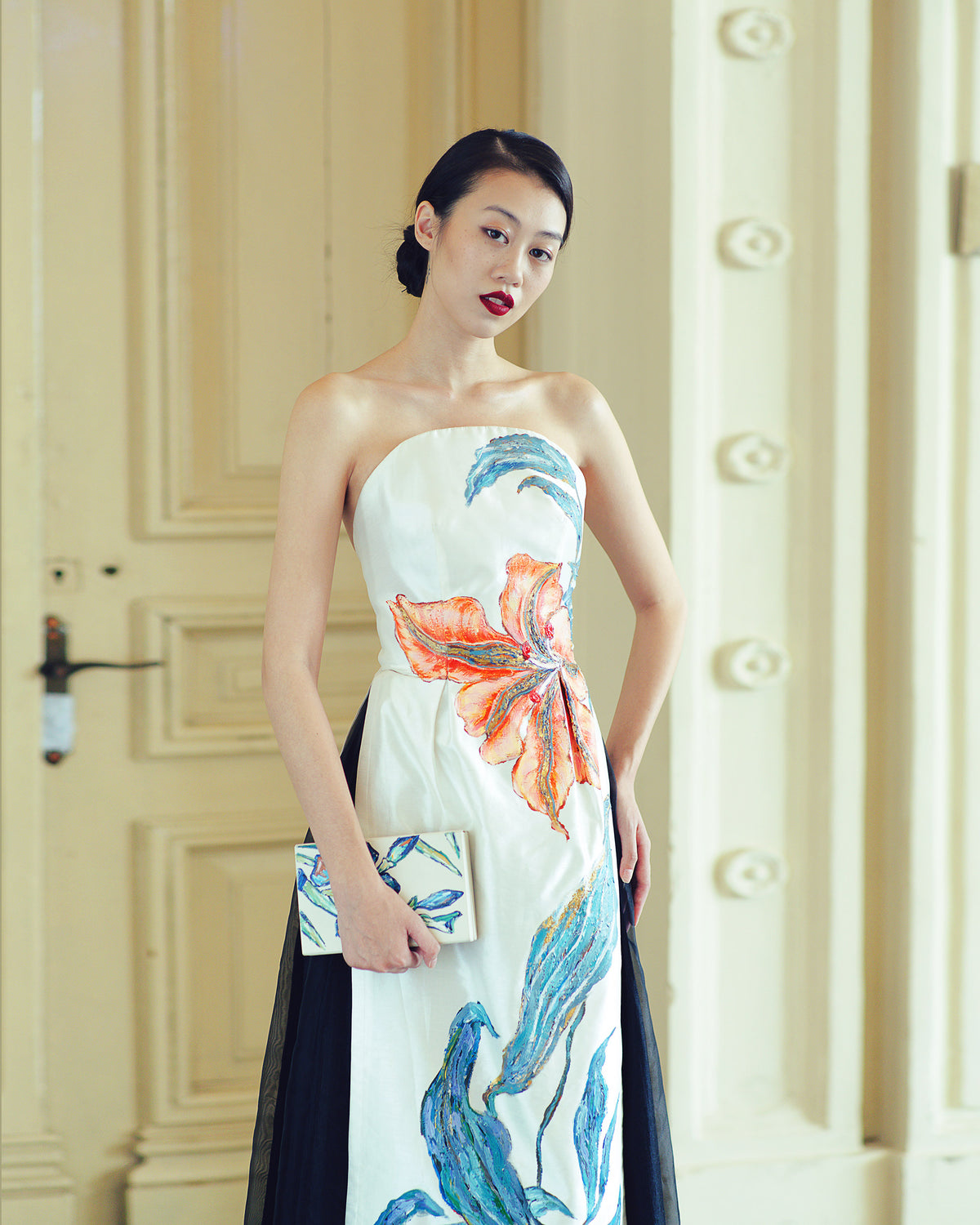 Lily-painted Straight Across Aodai